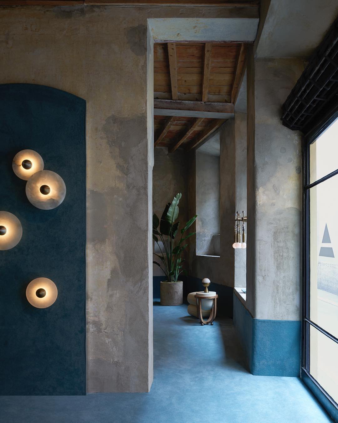 アラバスタープレーンズ壁取り付け用燭台