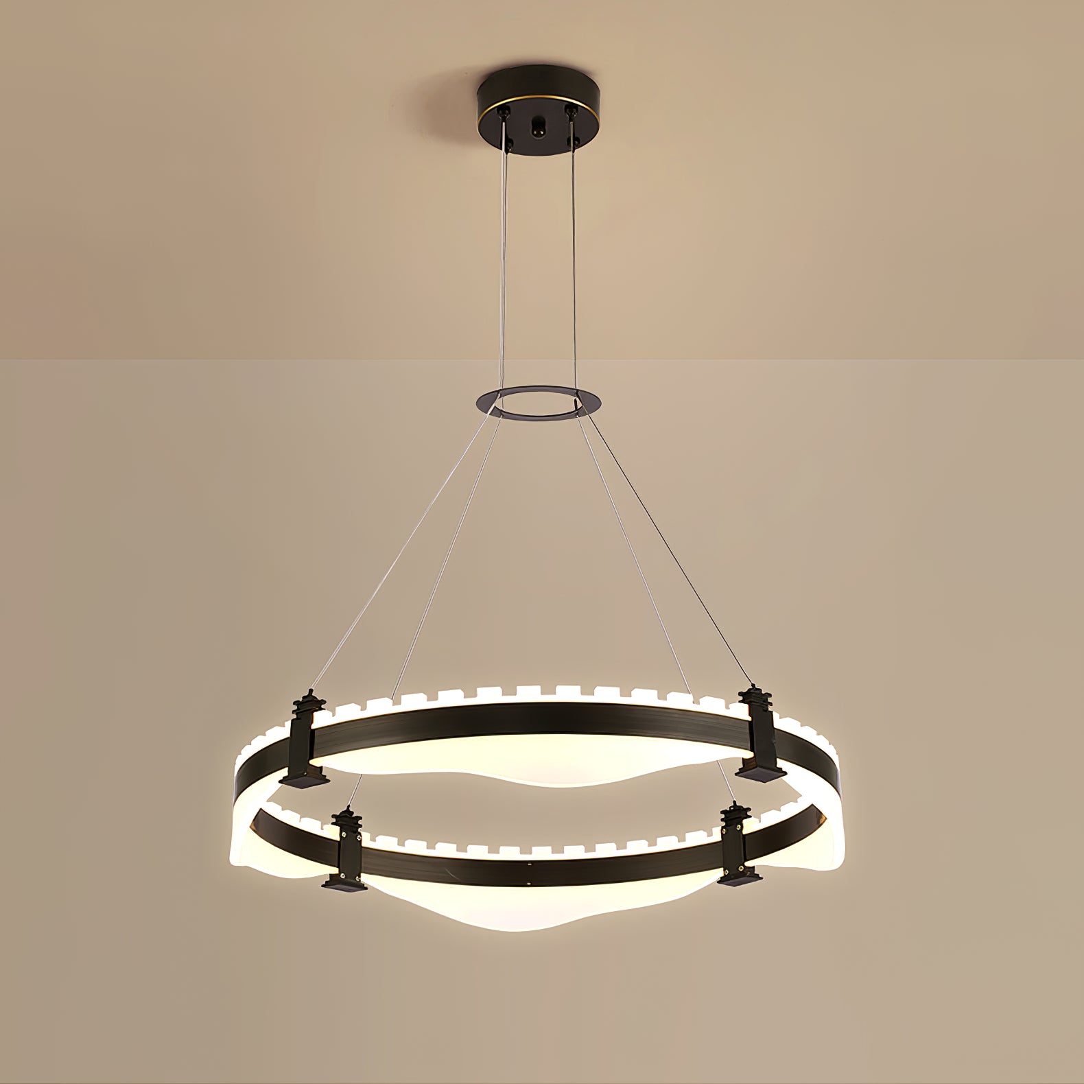 リングメタリックシャンデリア