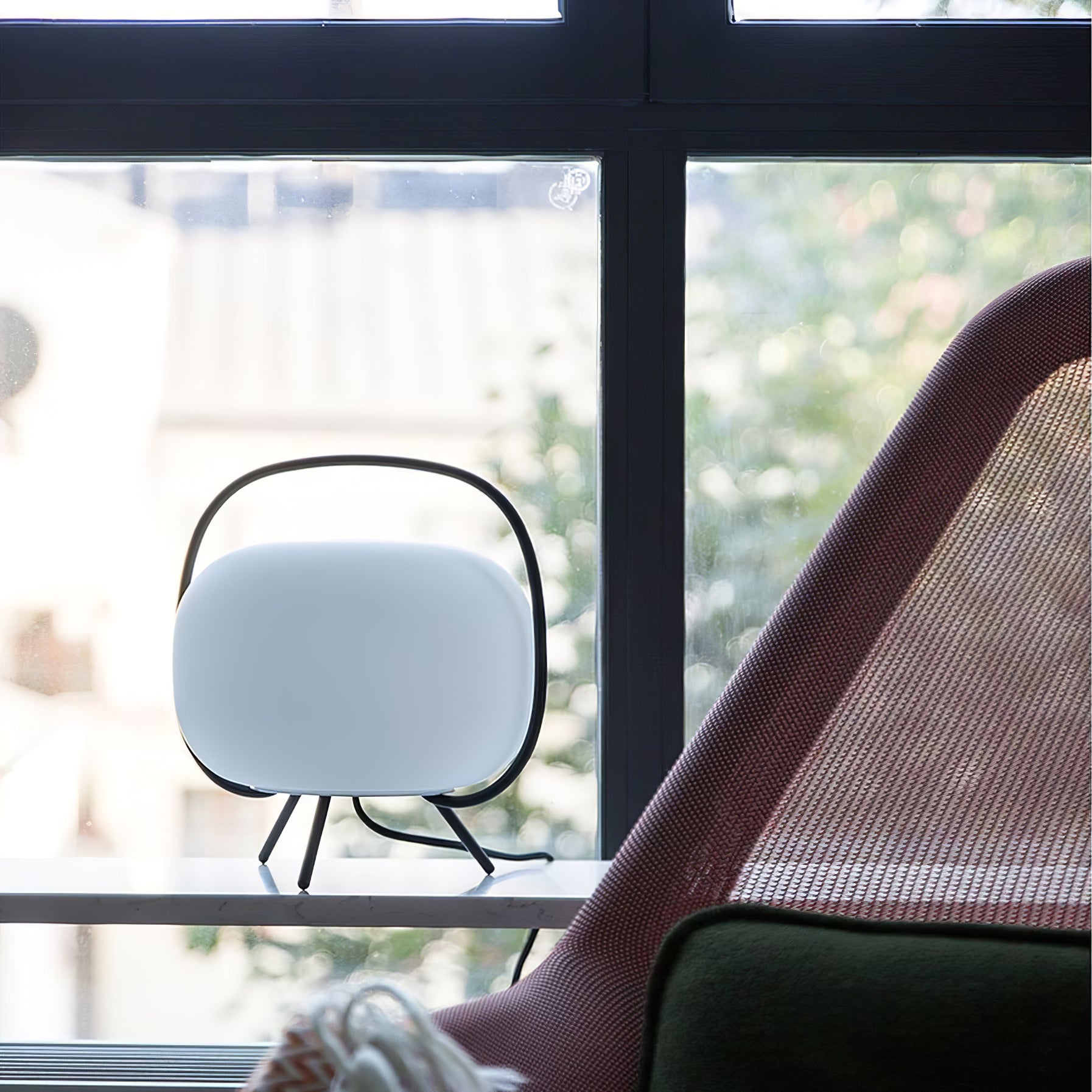 Wander Table Lamp