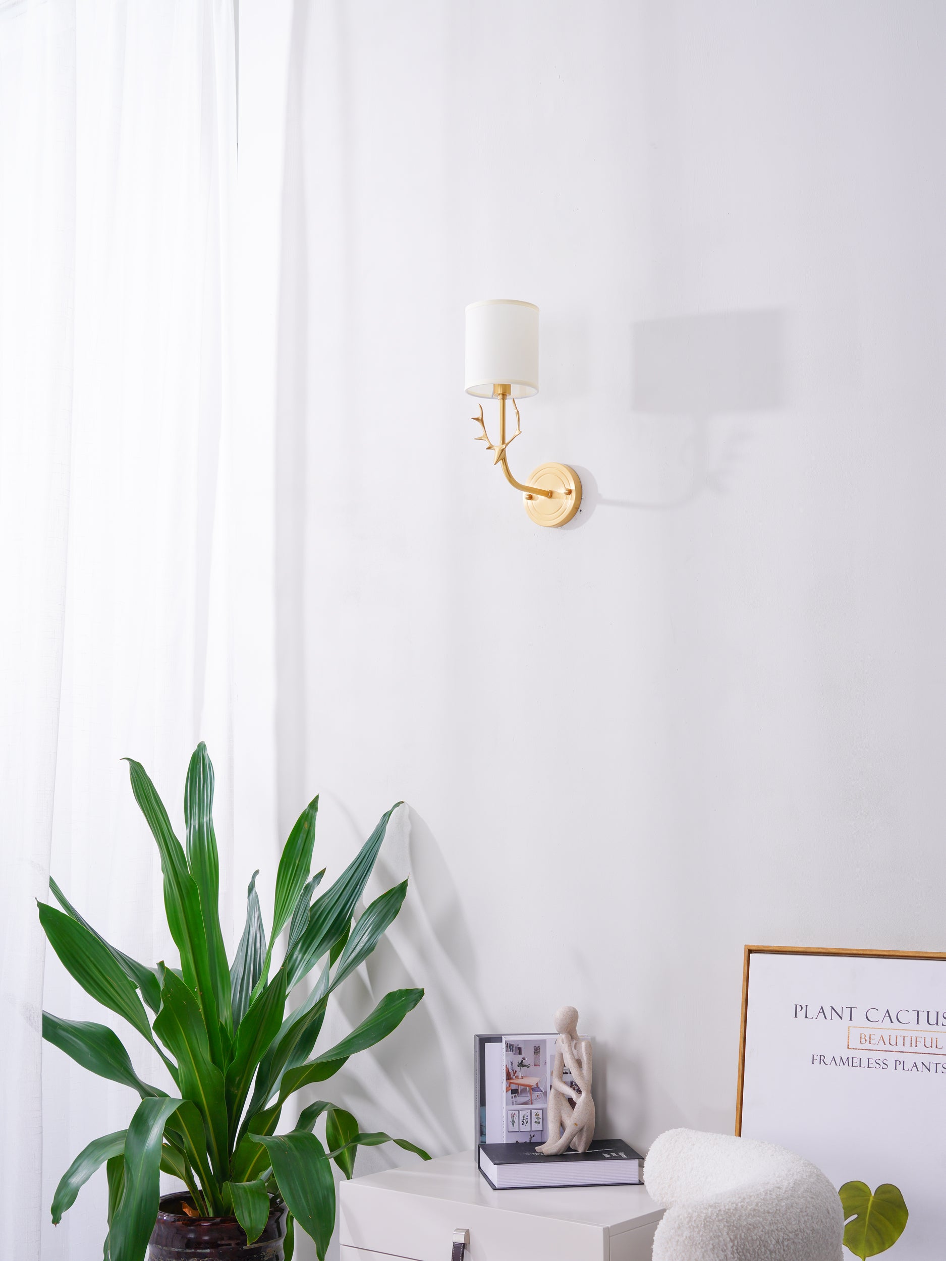 真鍮製鹿の頭のウォールライト