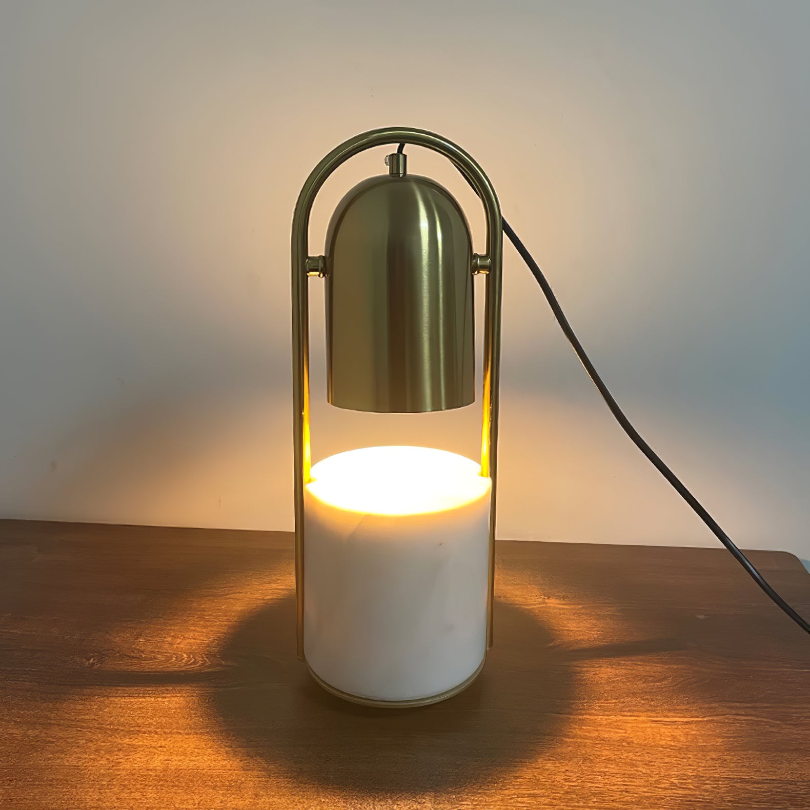 キャニスターテーブルランプ