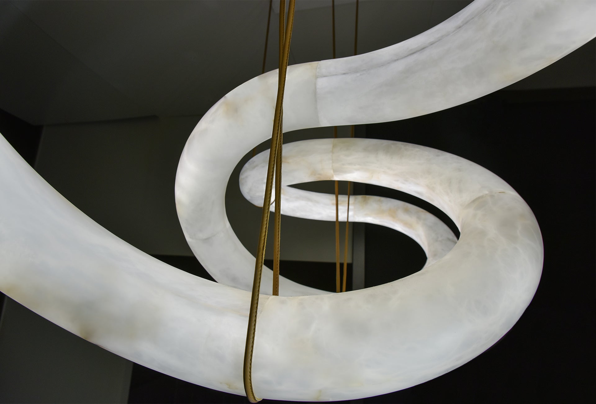 Infinity Suspension Light