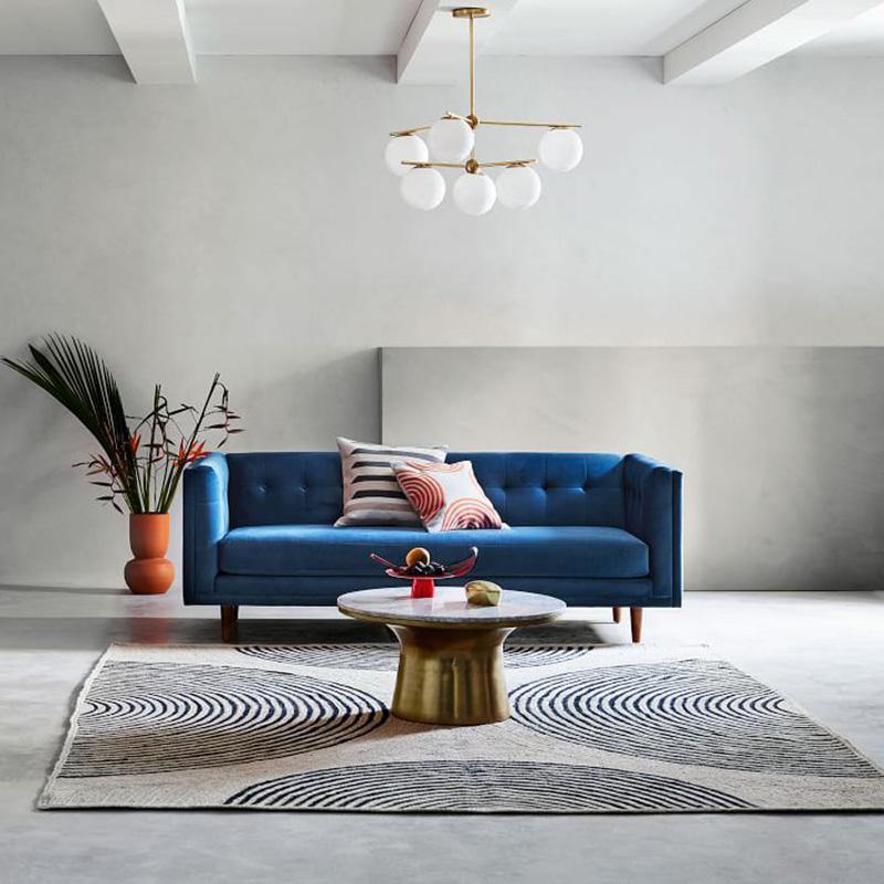 球体とステムのシャンデリア