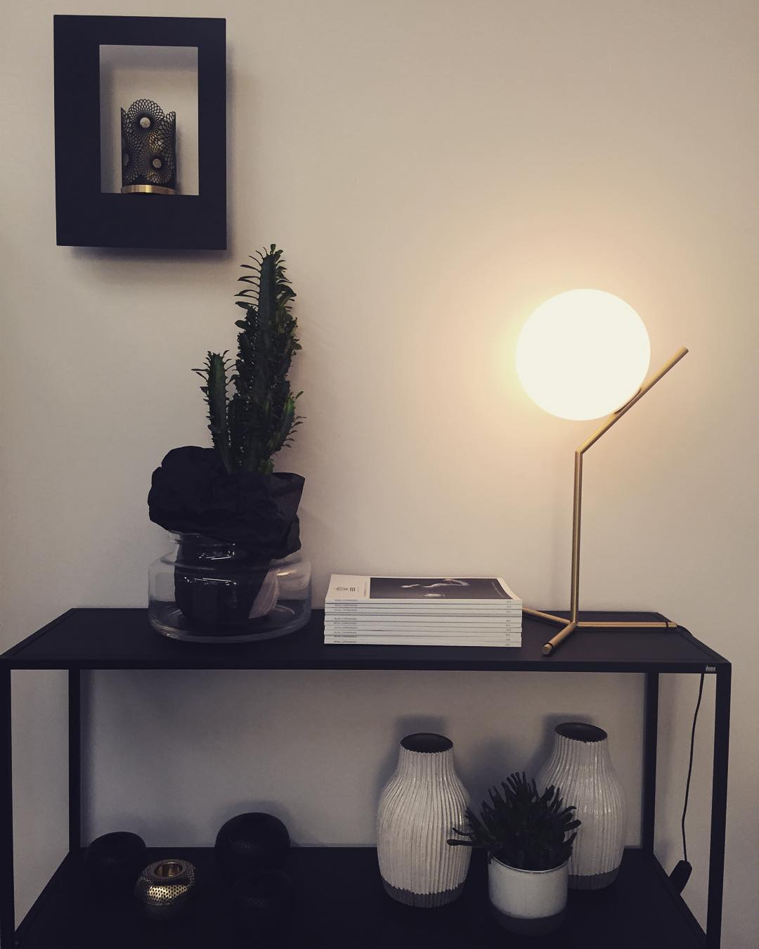 IC テーブルライト