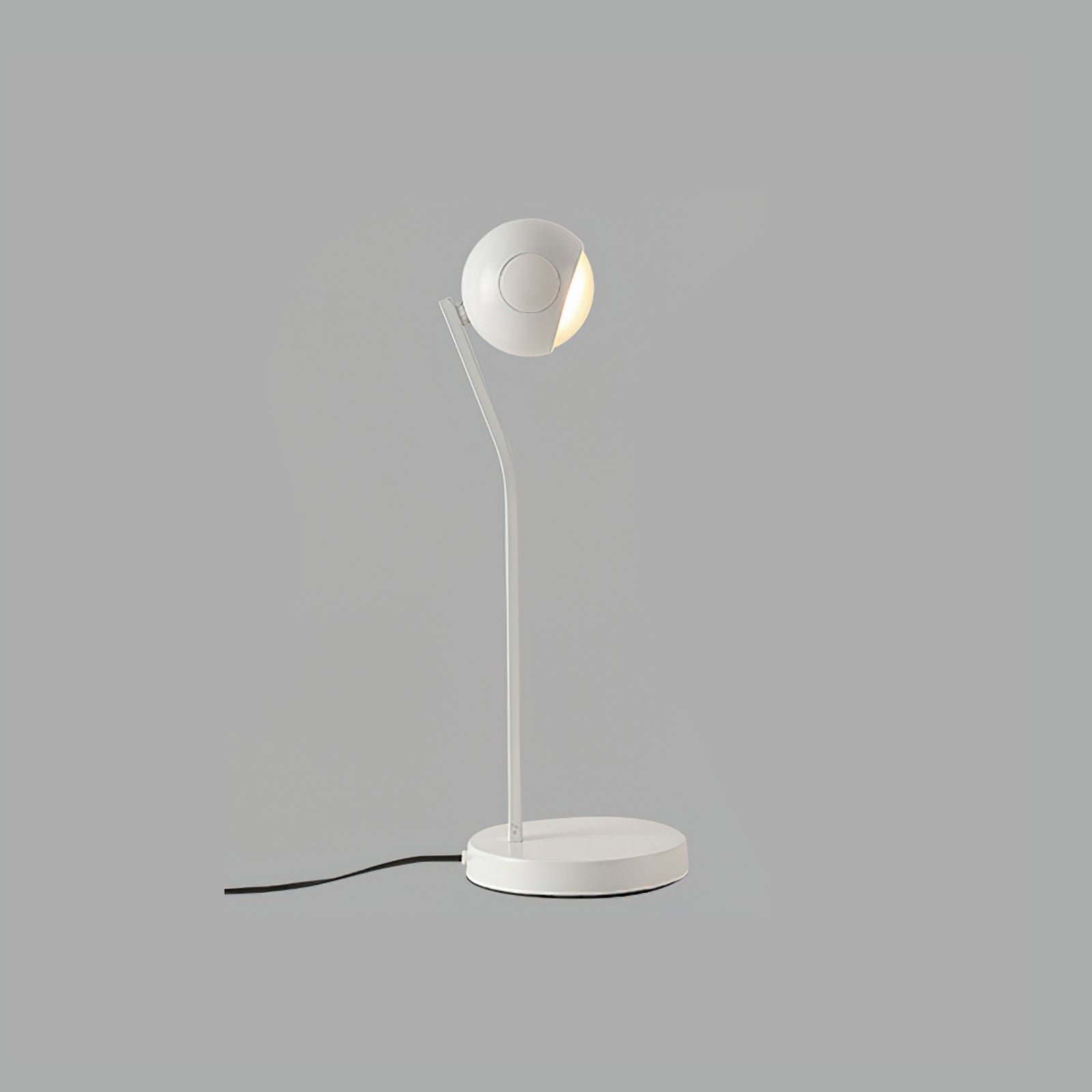 チャルフィス テーブルランプ