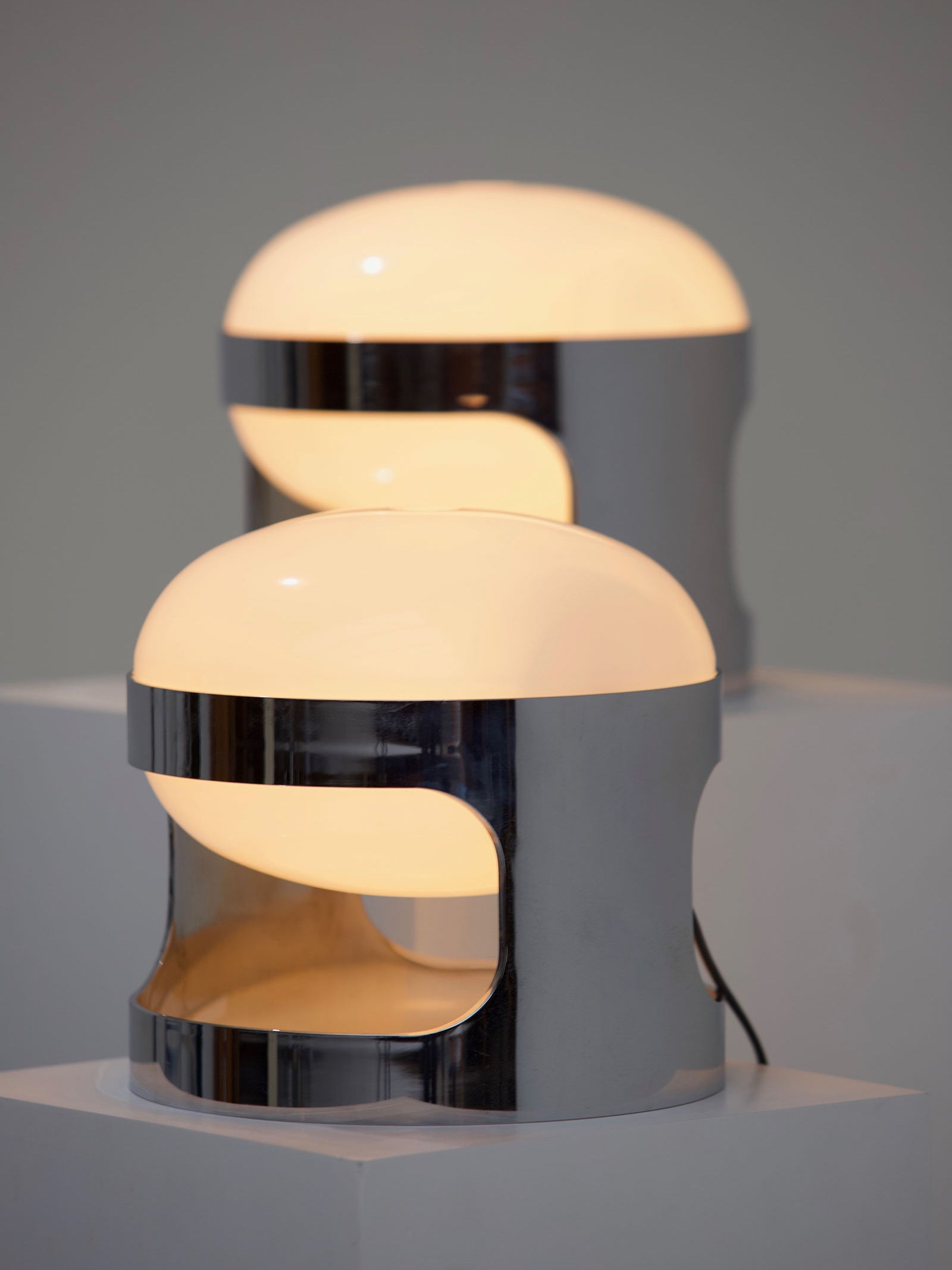 KD27 テーブルランプ