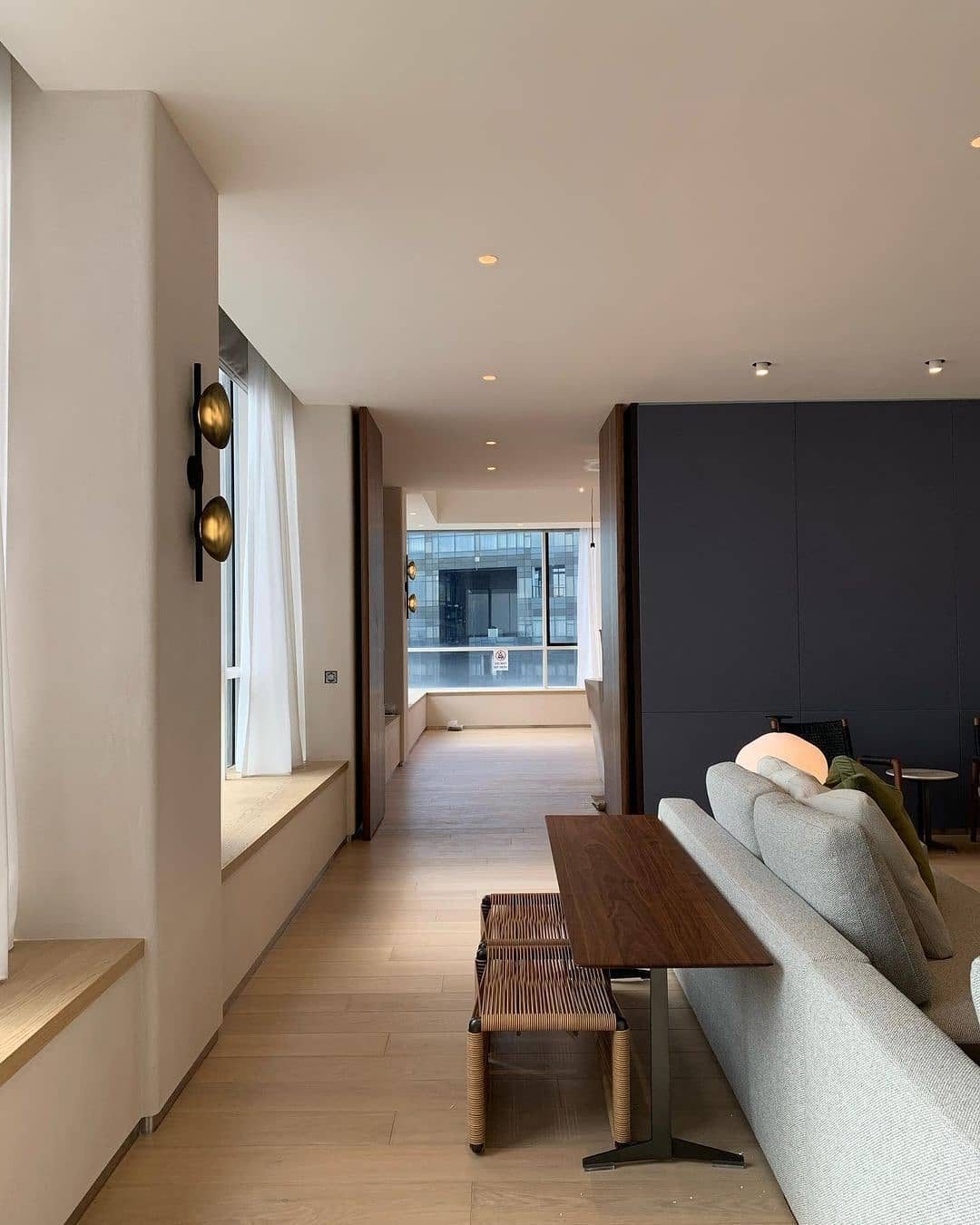 セト ウォールライト