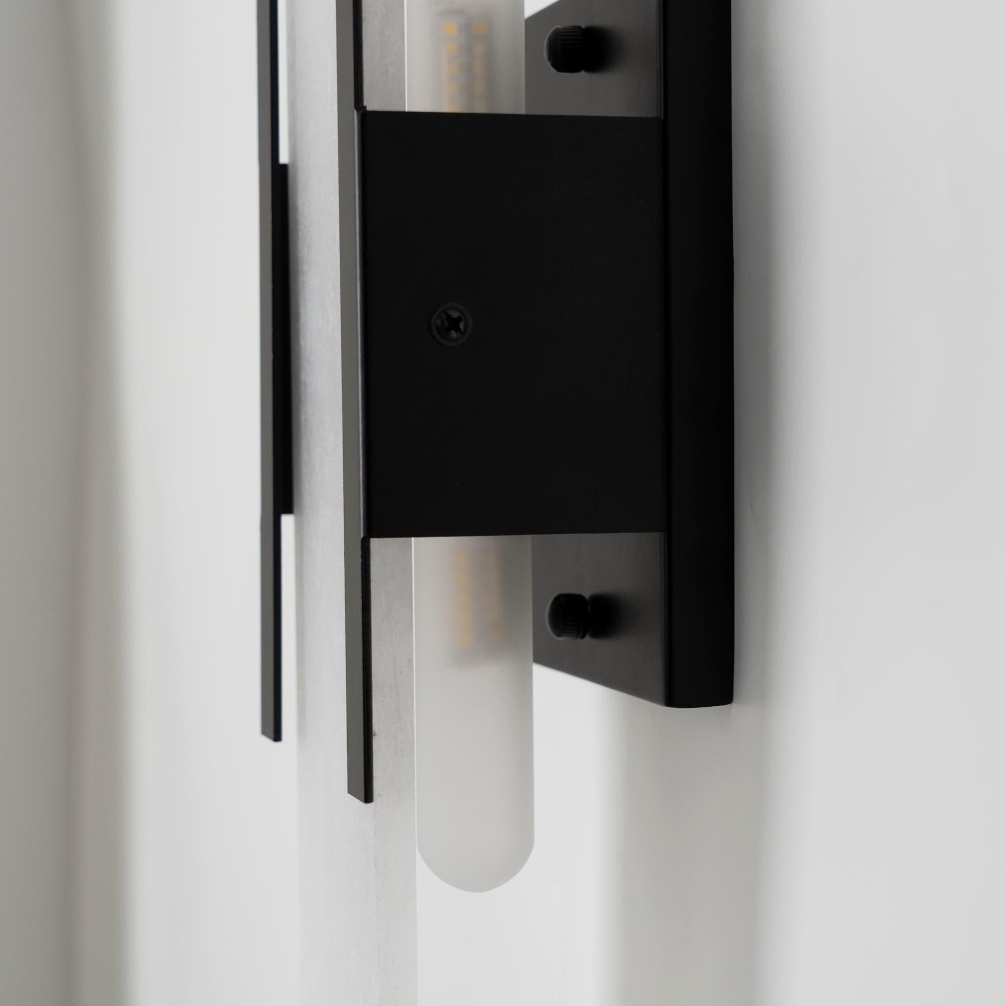 メランジ エロンゲート ウォールランプ