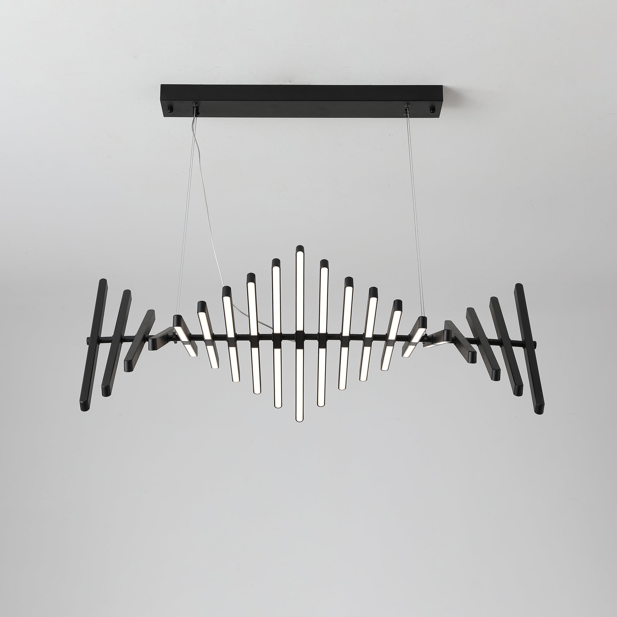 ピアノキー ブラックシャンデリア