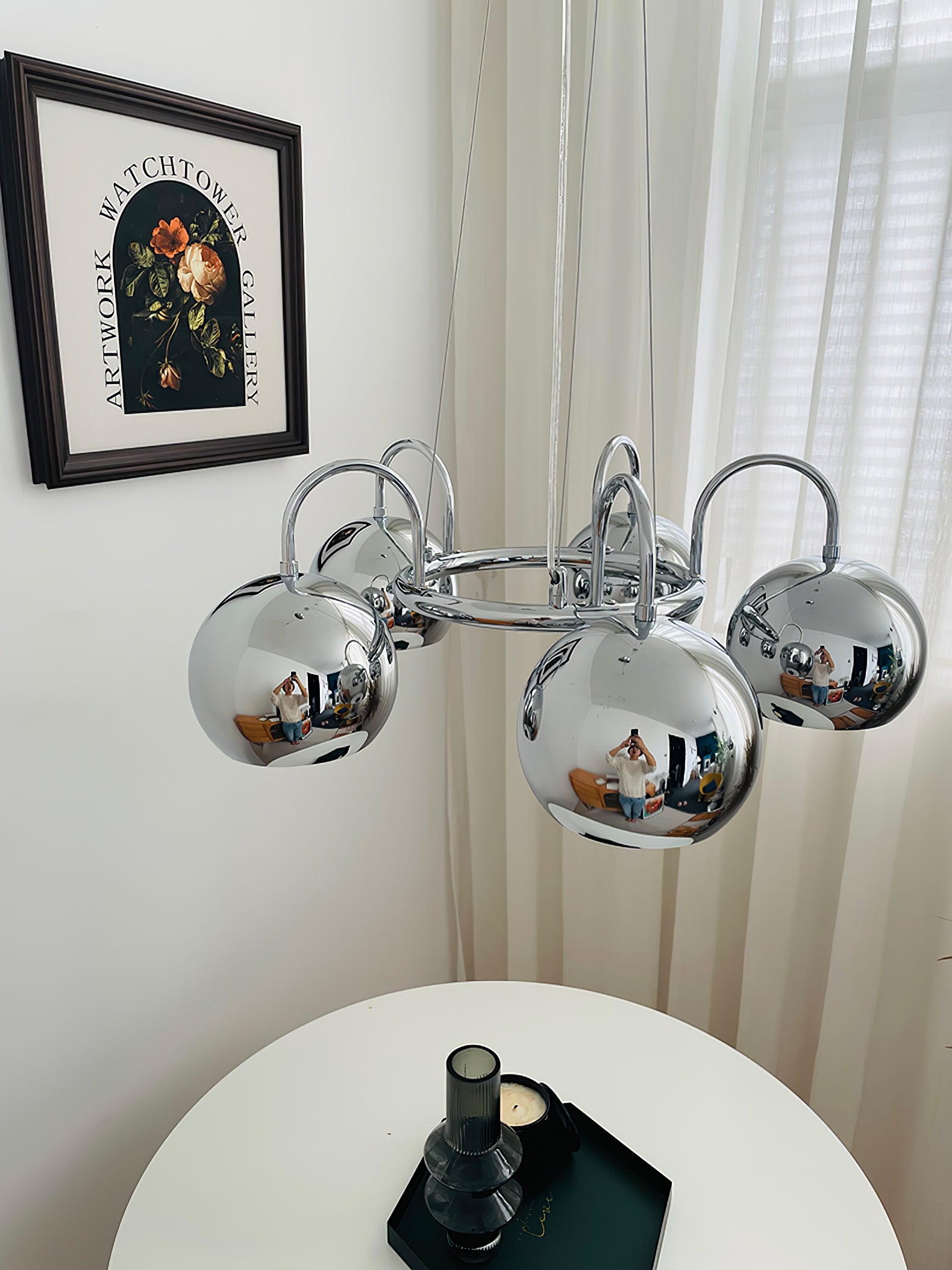 目玉シャンデリア