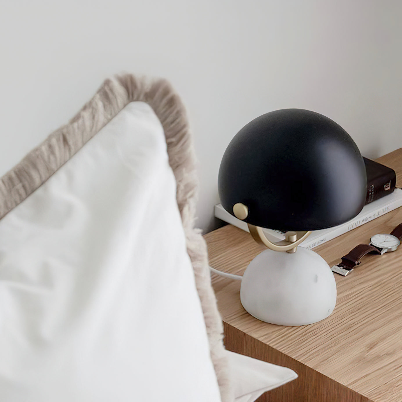 アルジネット テーブルランプ