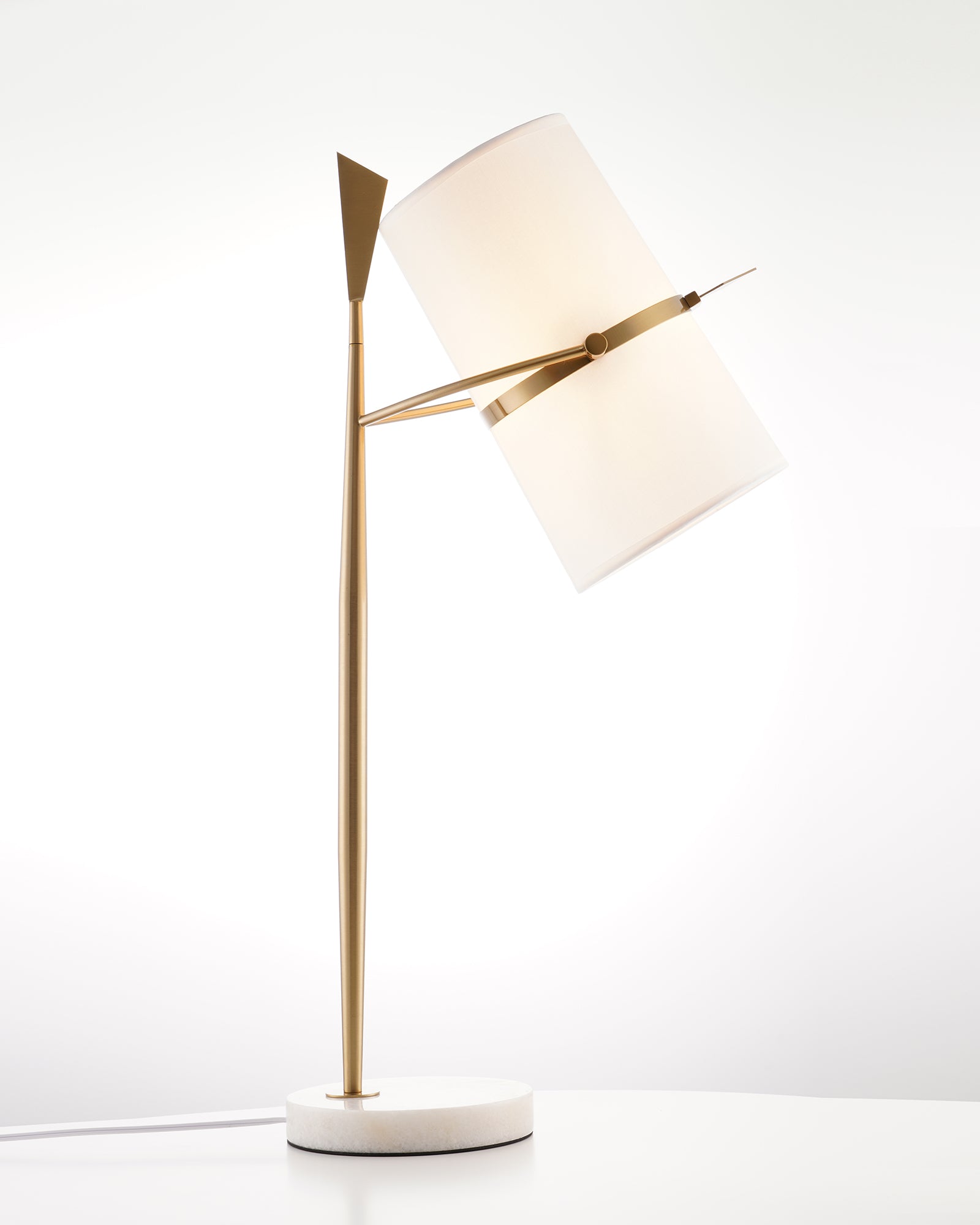 ヤスミン テーブルランプ