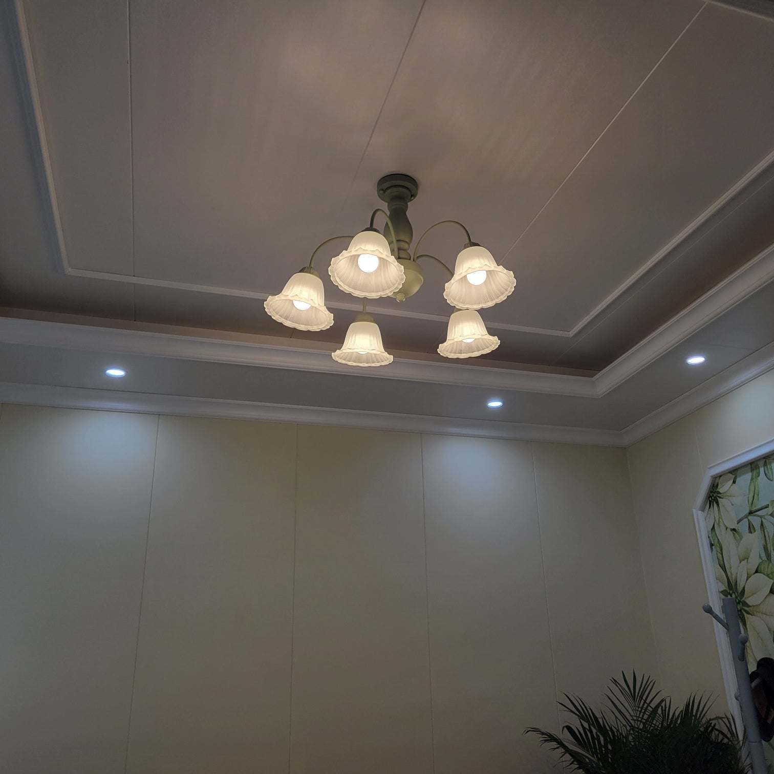 カメリアシャンデリア