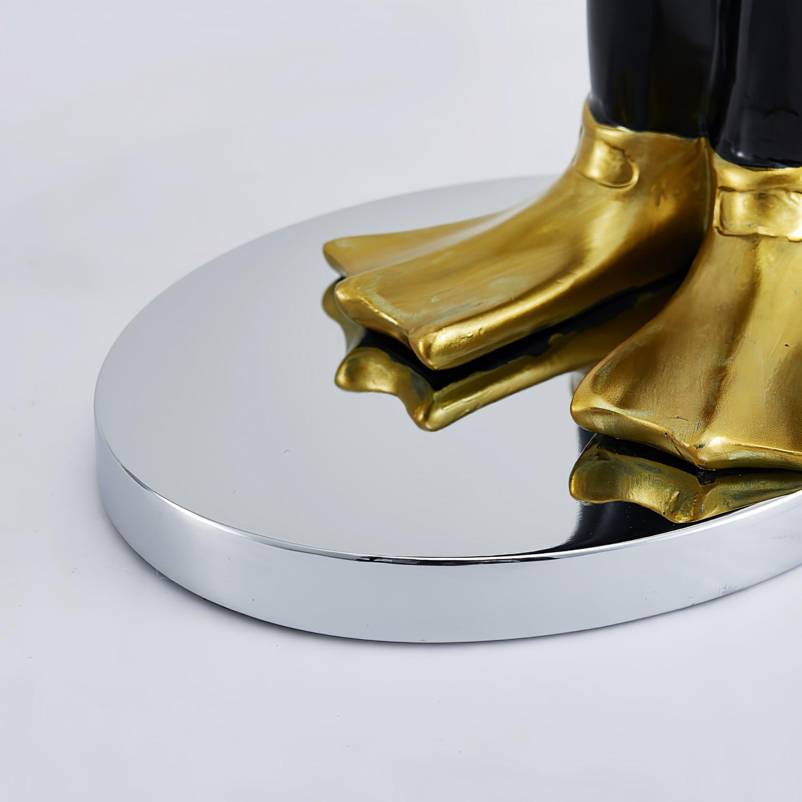 冒険家樹脂テーブルランプ