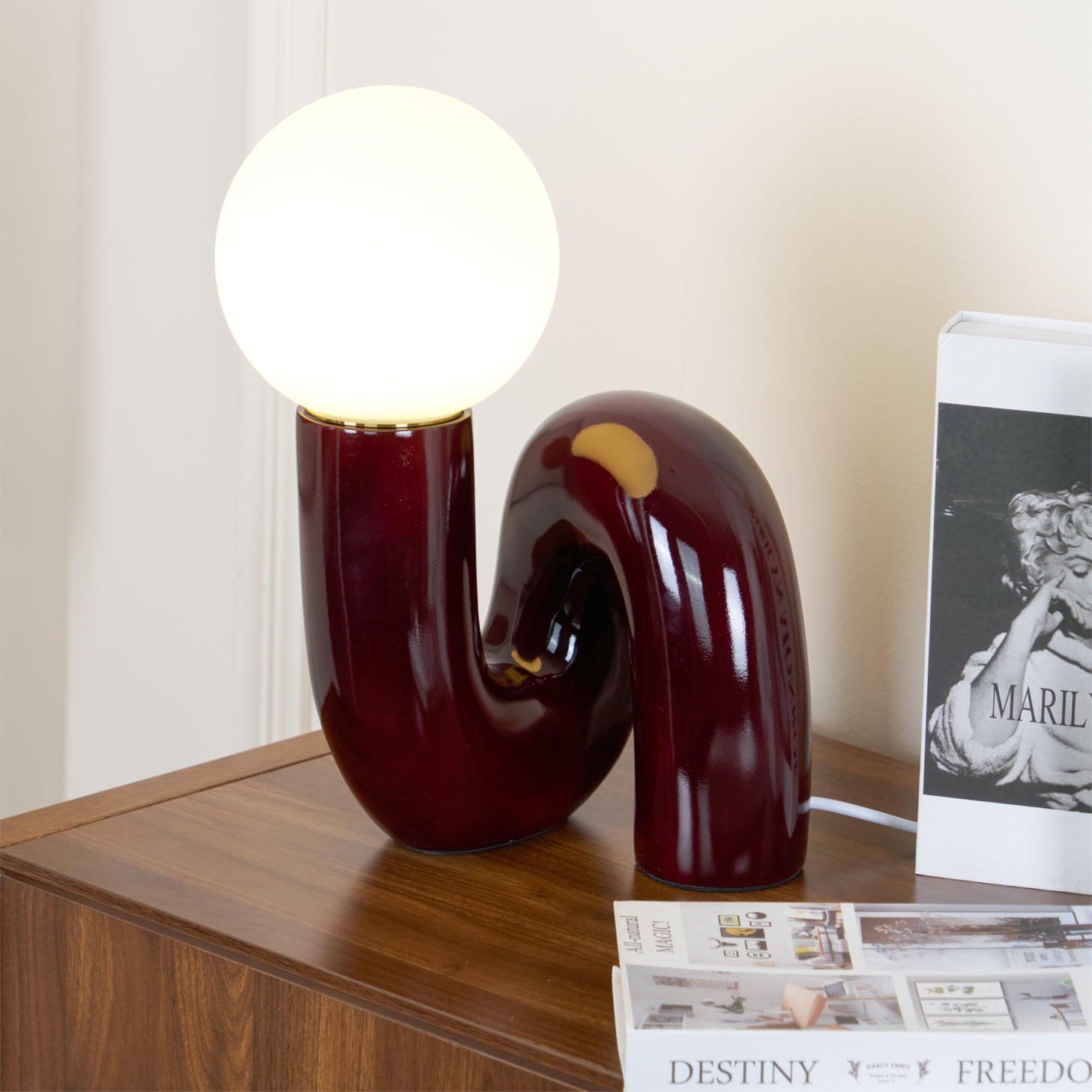 Neotenic Table Lamp