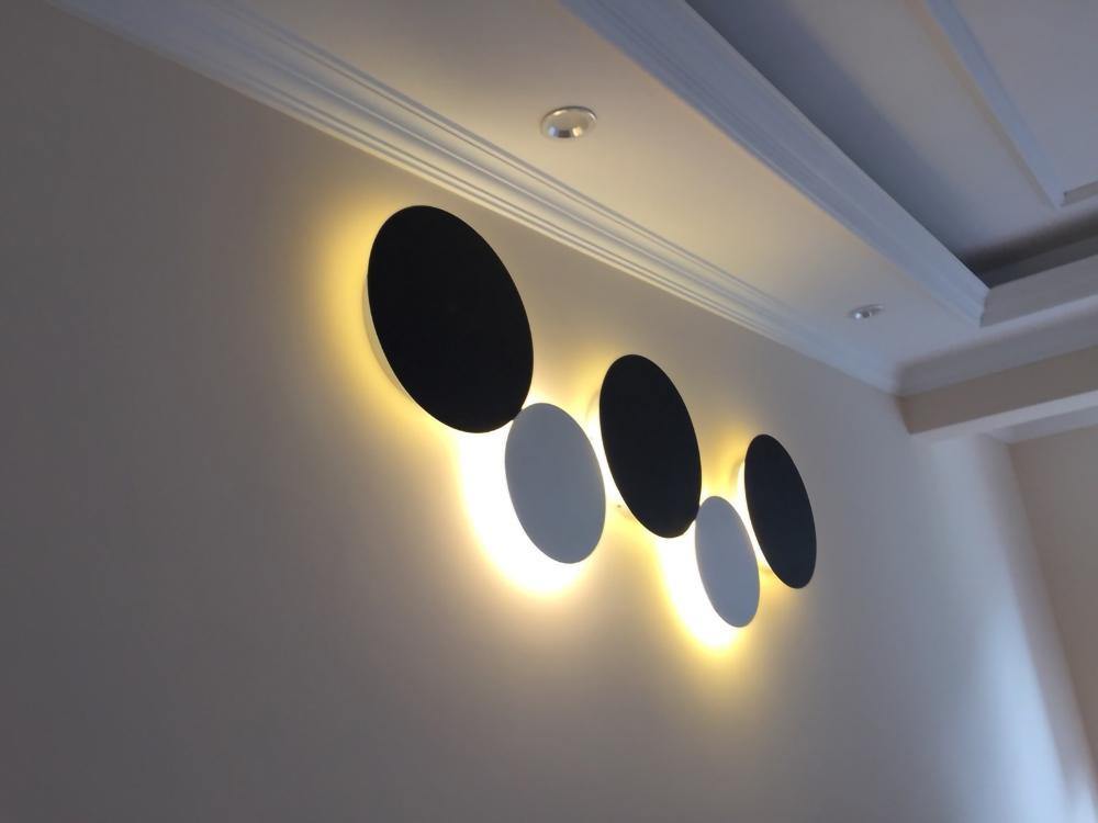 Puck Wall Art Wall Lamp
