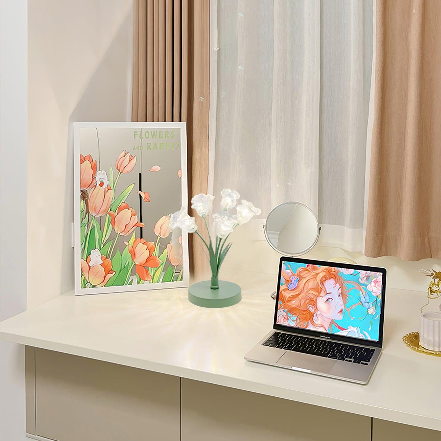 チューリップフラワーテーブルランプ