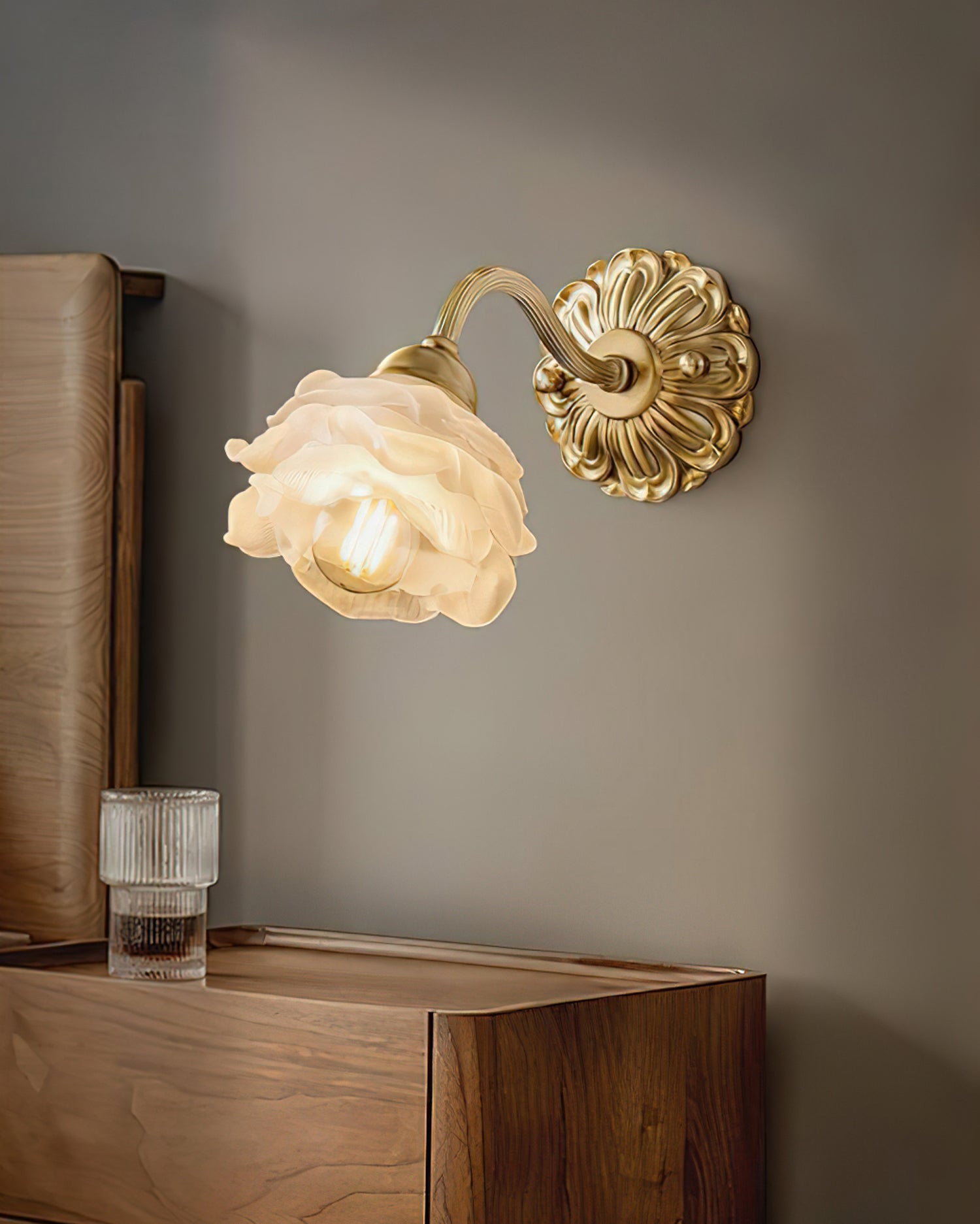 Sherri Wall Lamp