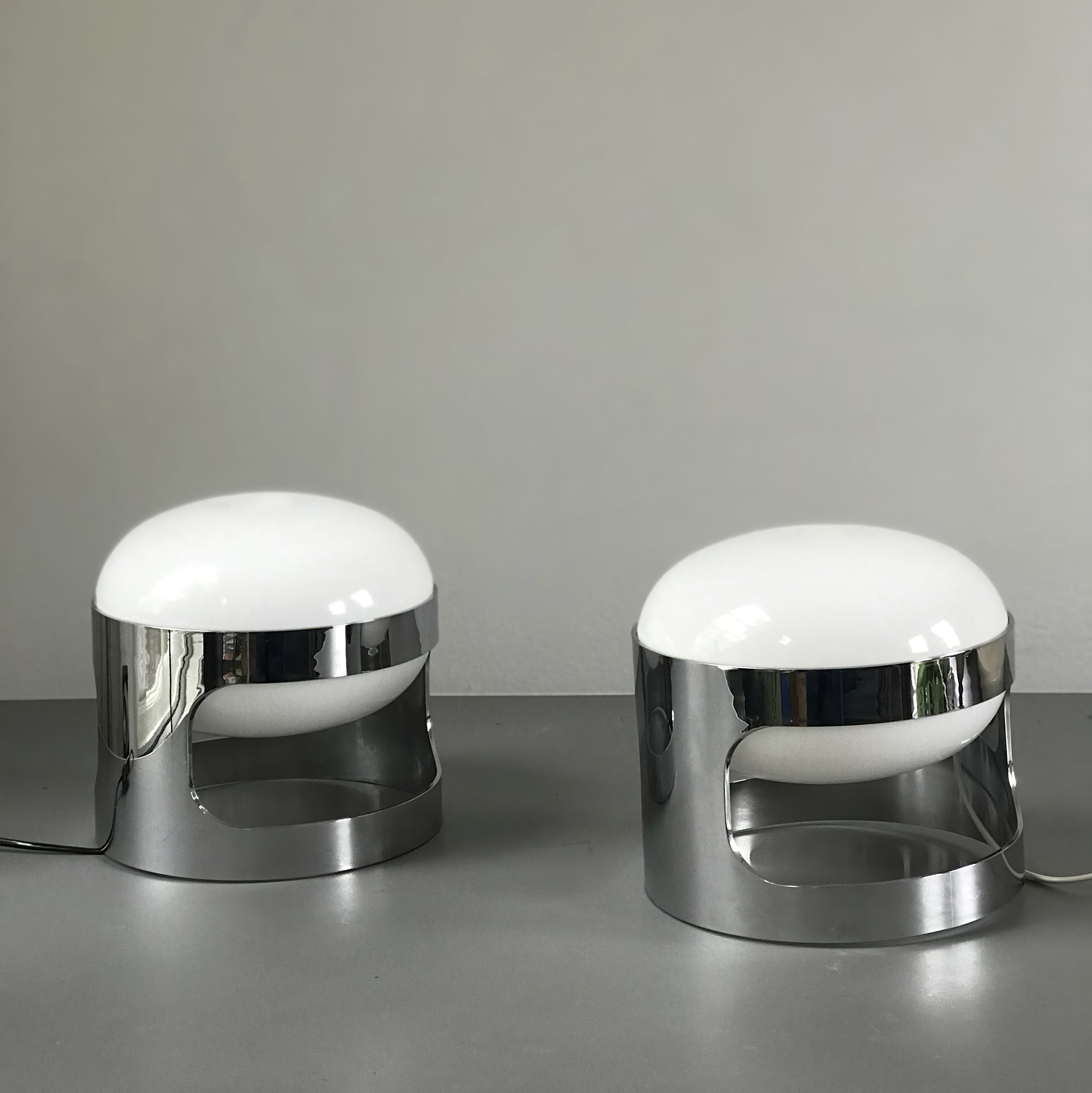 KD27 テーブルランプ