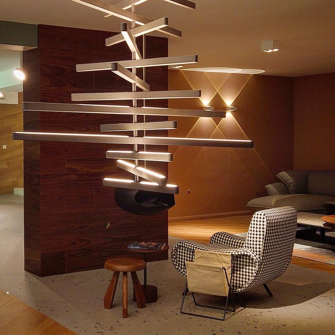 ピアノキー ブラックシャンデリア