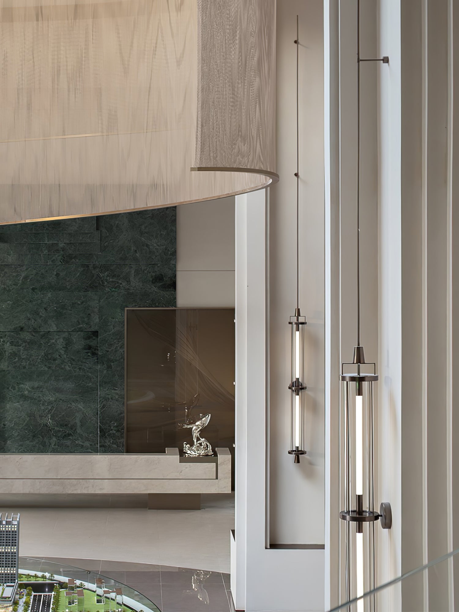 垂直壁取り付け用燭台