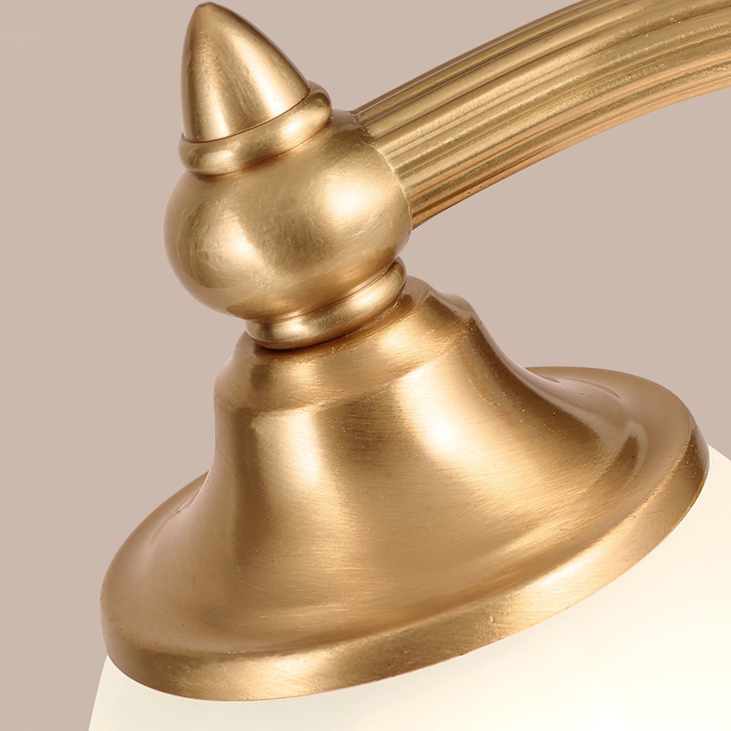 マグノリアフラワーテーブルランプ