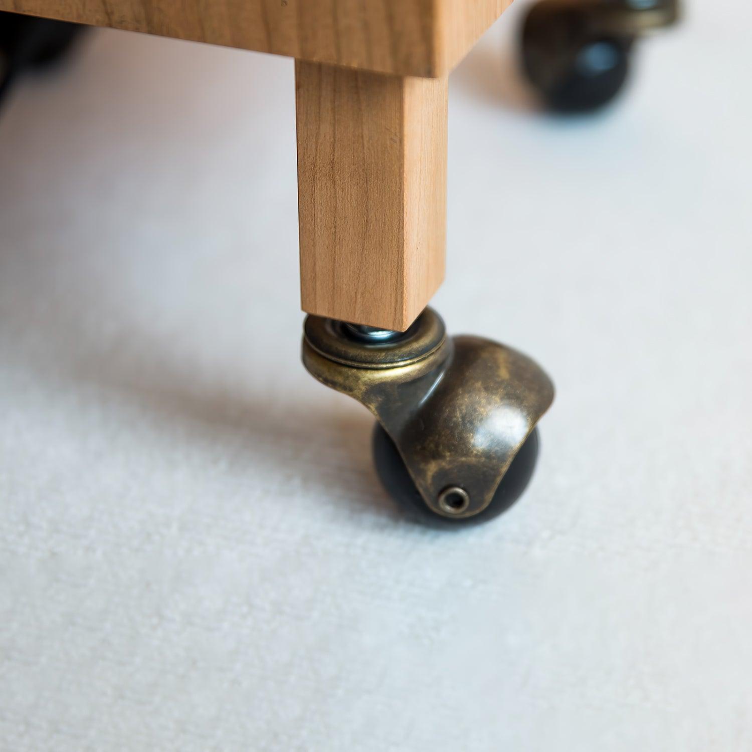 Cubby モバイルテーブルライト