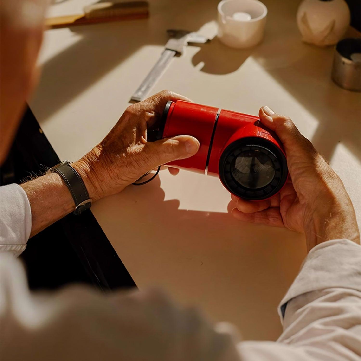 タトゥ テーブルランプ