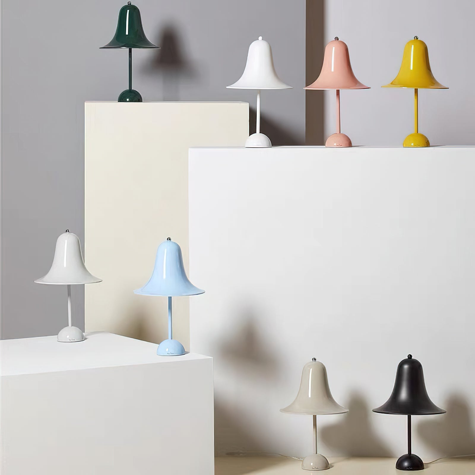 リングベルテーブルランプ