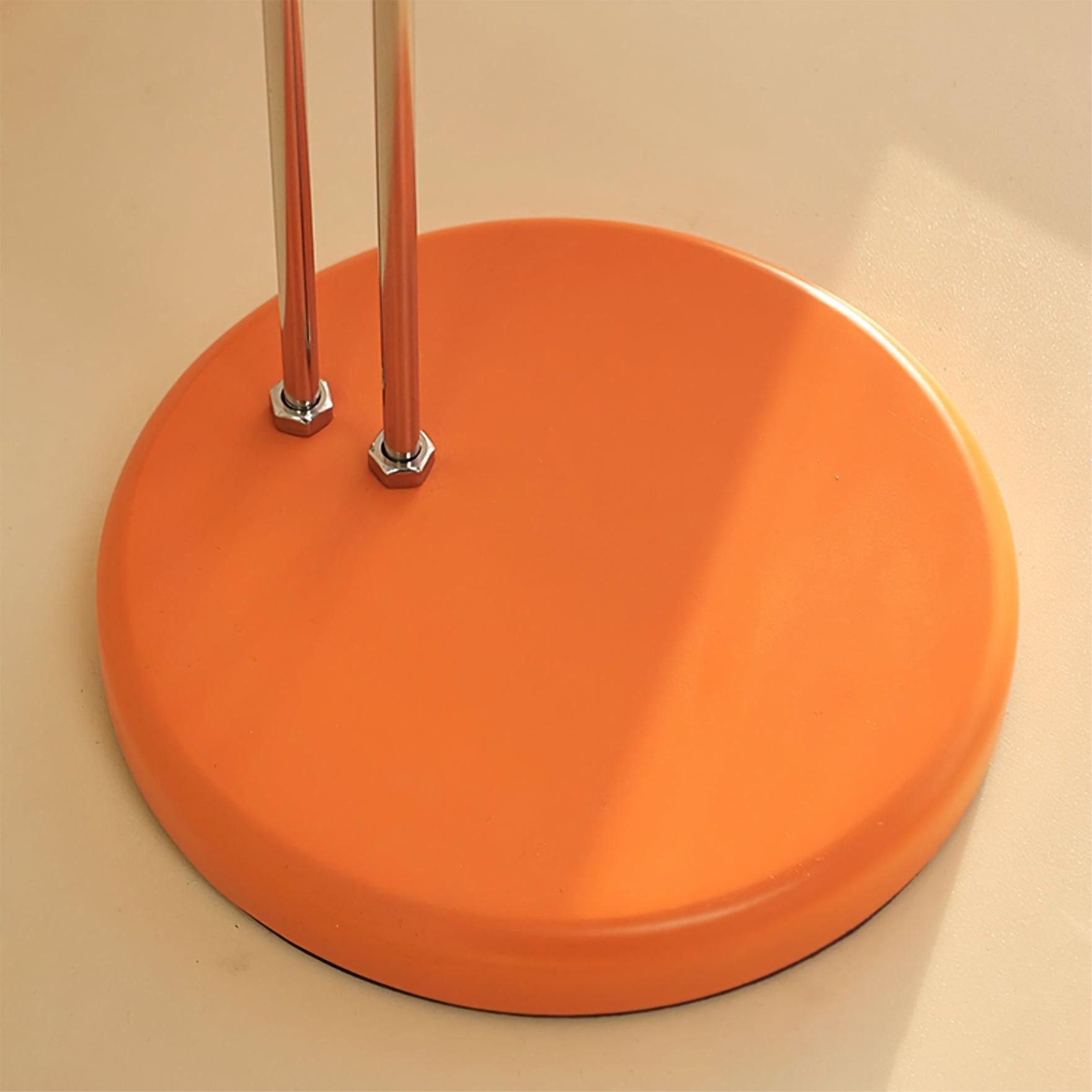 Adjusta 昇降式デスクランプ