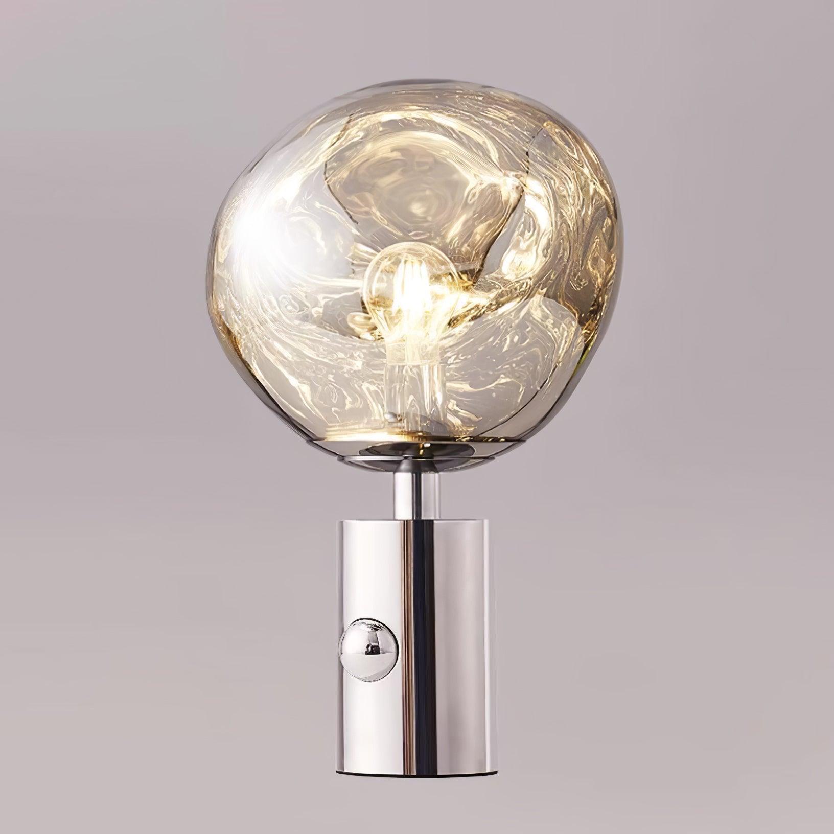 溶岩テーブルランプ