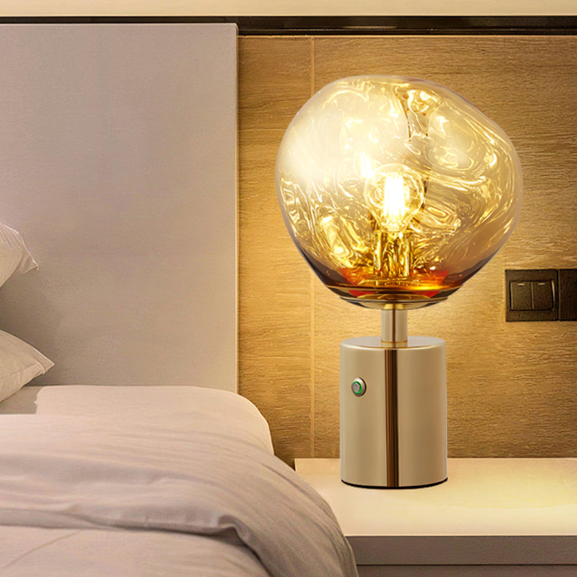 溶岩テーブルランプ