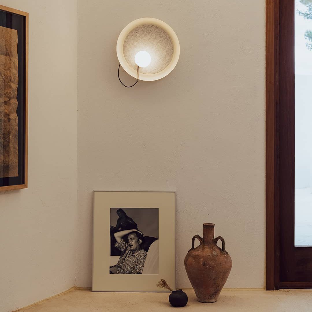 ワイヤーウォールランプ