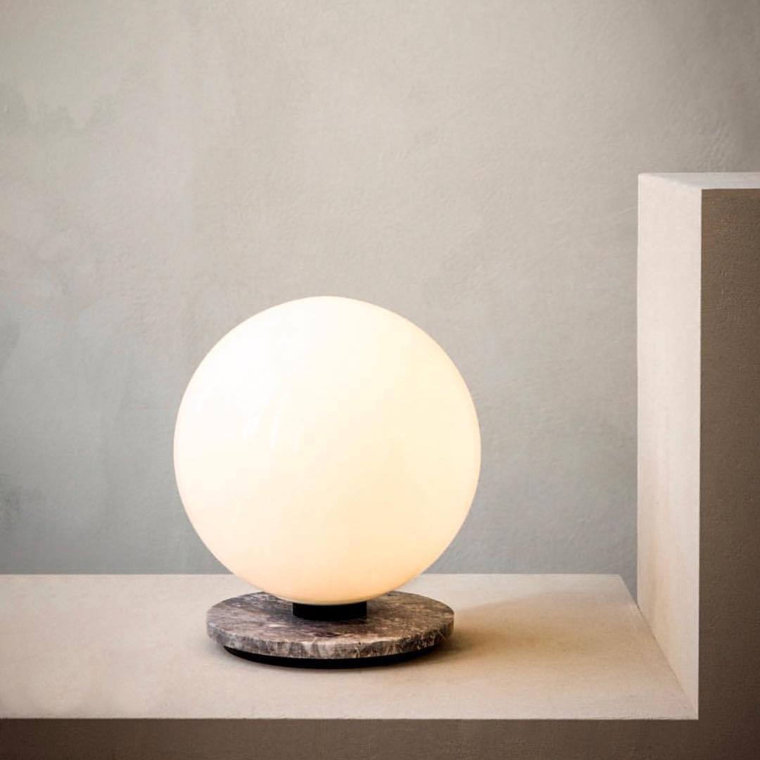 TR Bulb Table Lamp