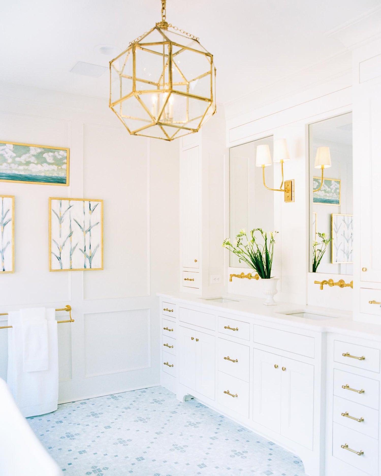 タヴェルニエ ウォールランプ