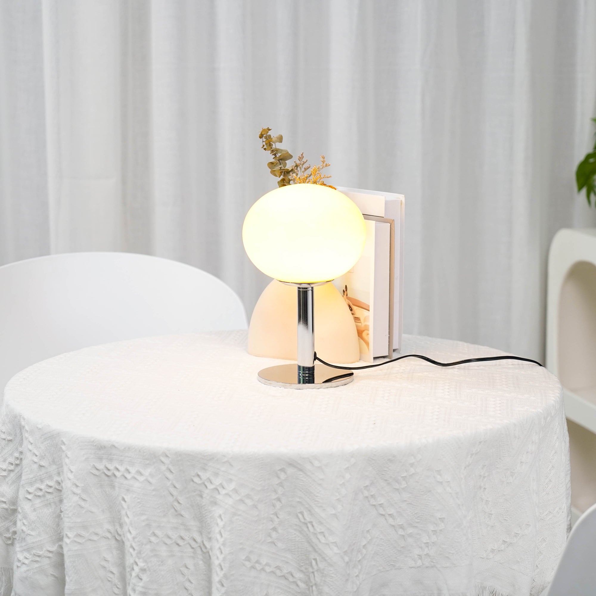 Am1n Table Lamp