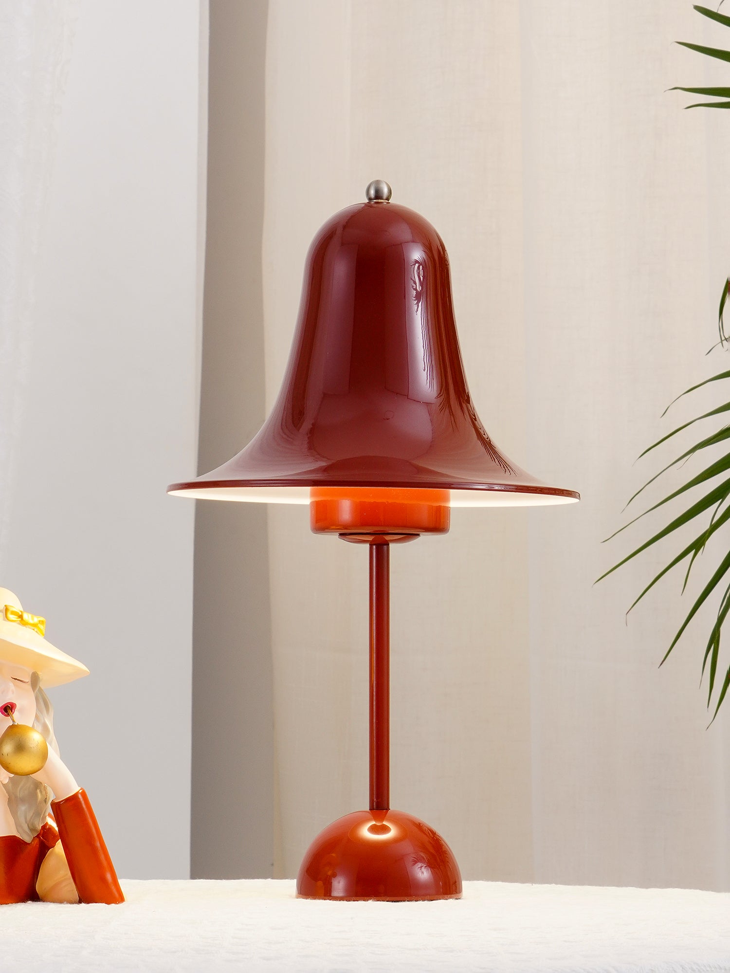 Pantop Table Lamp