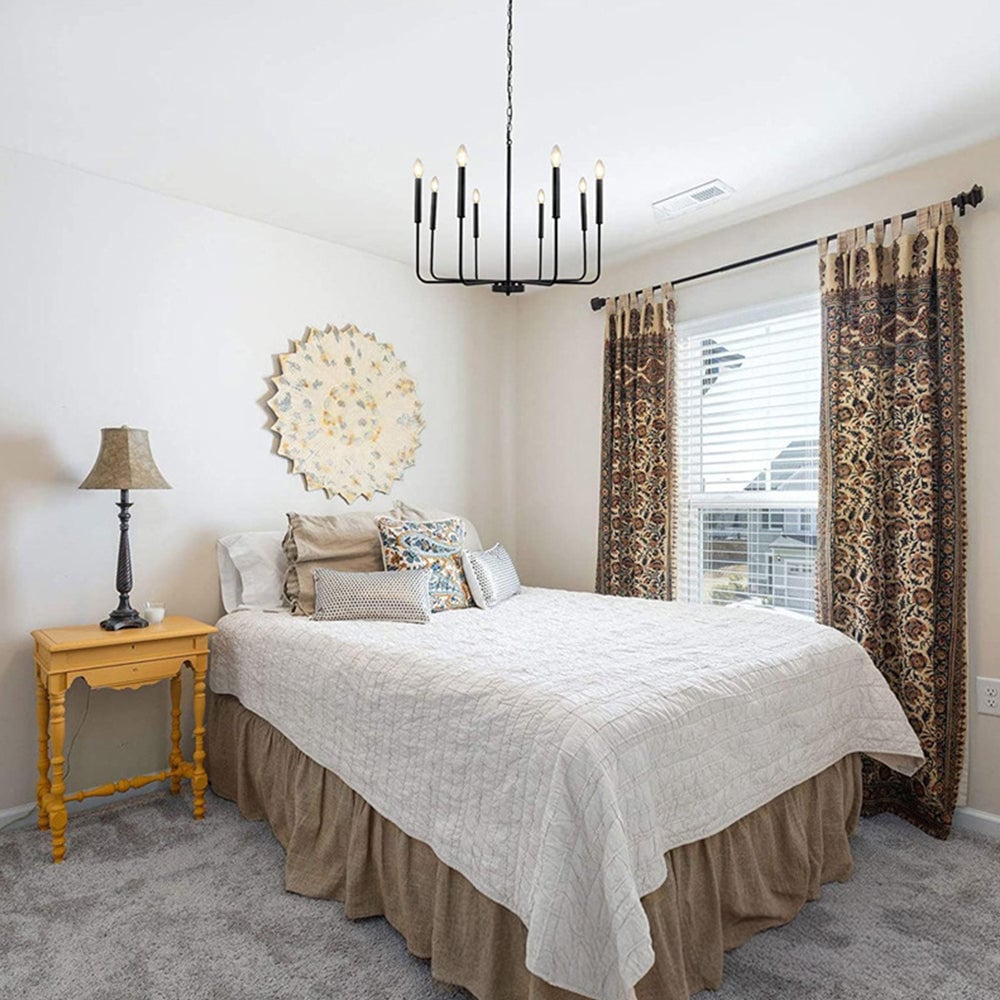 リビングルームに最適なモダンなインダストリアルアイアンペンダントライト