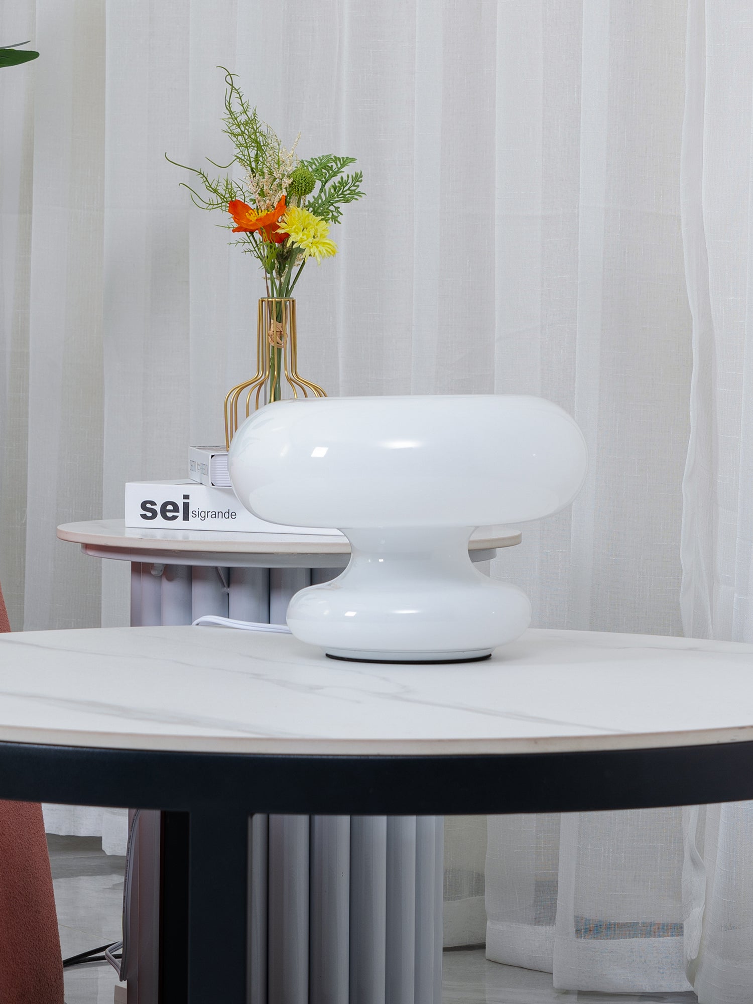 ドーナツテーブルランプ