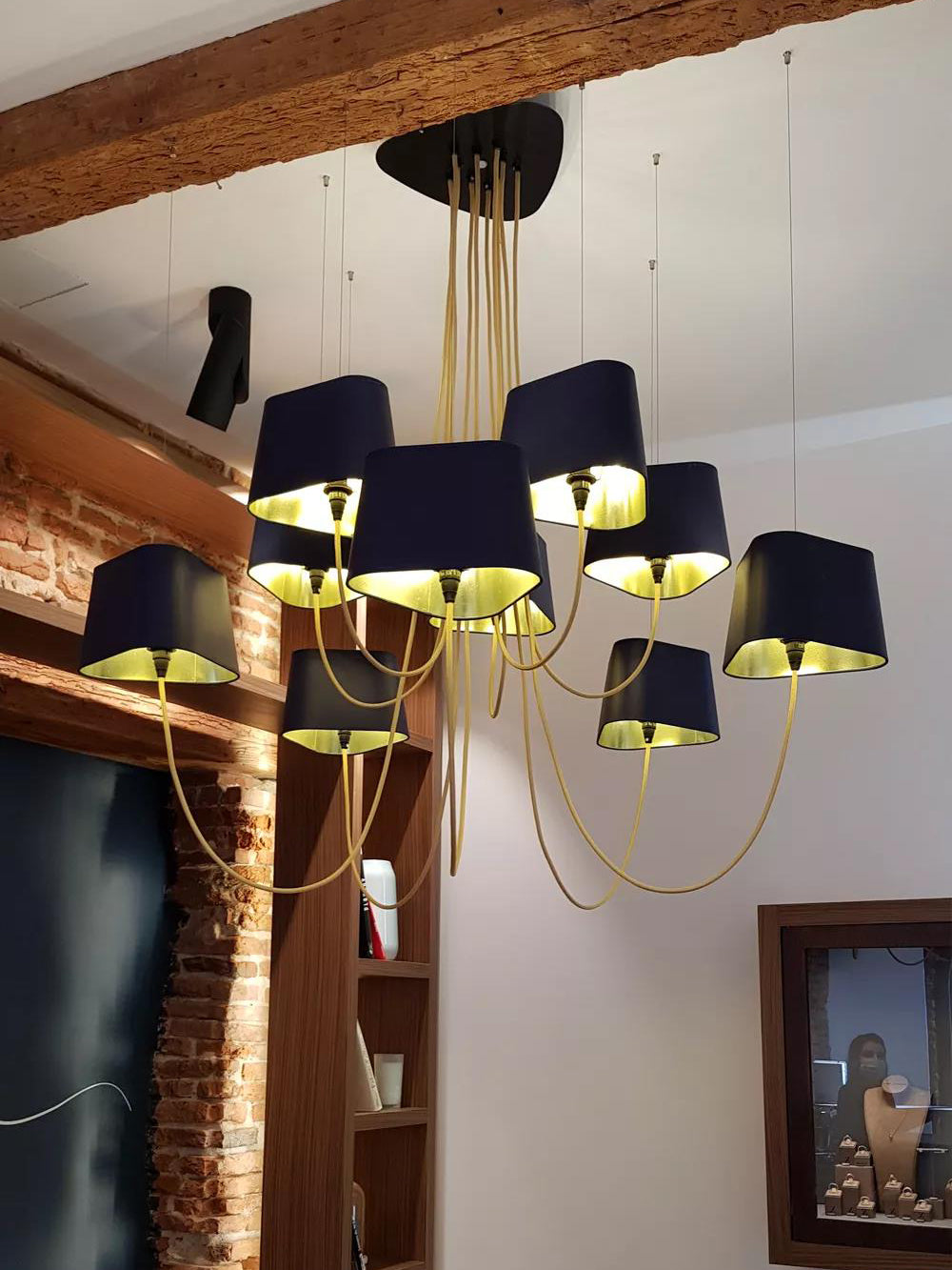 装飾要素シャンデリア