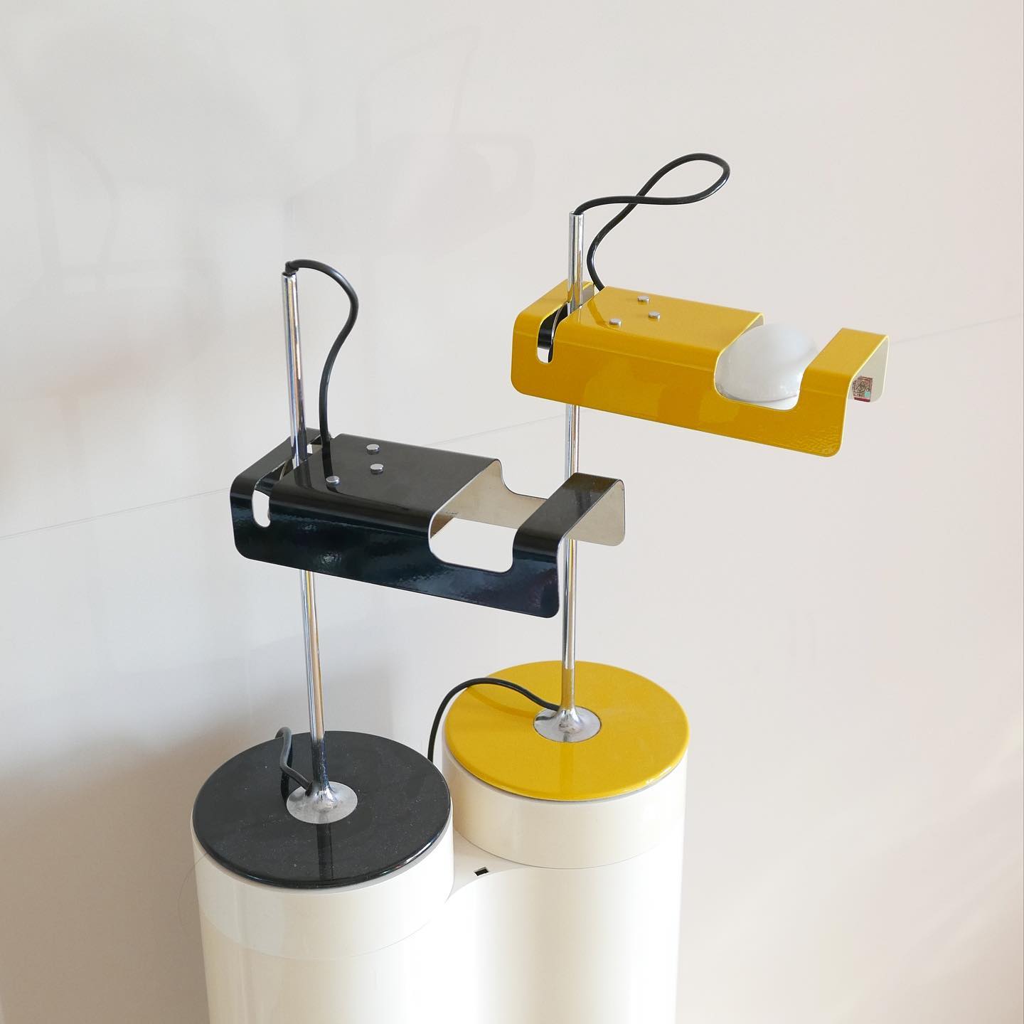 スパイダーテーブルランプ