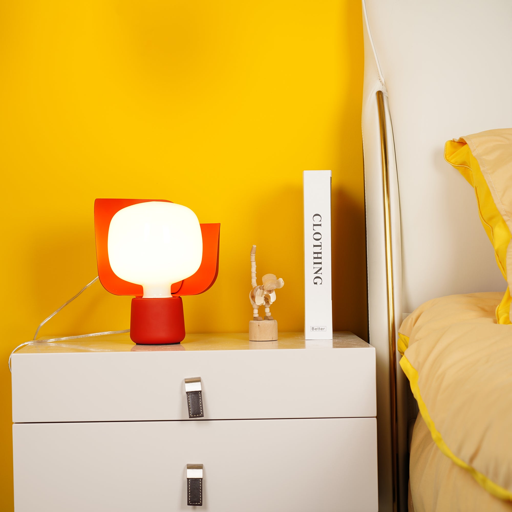 Blom Table Lamp