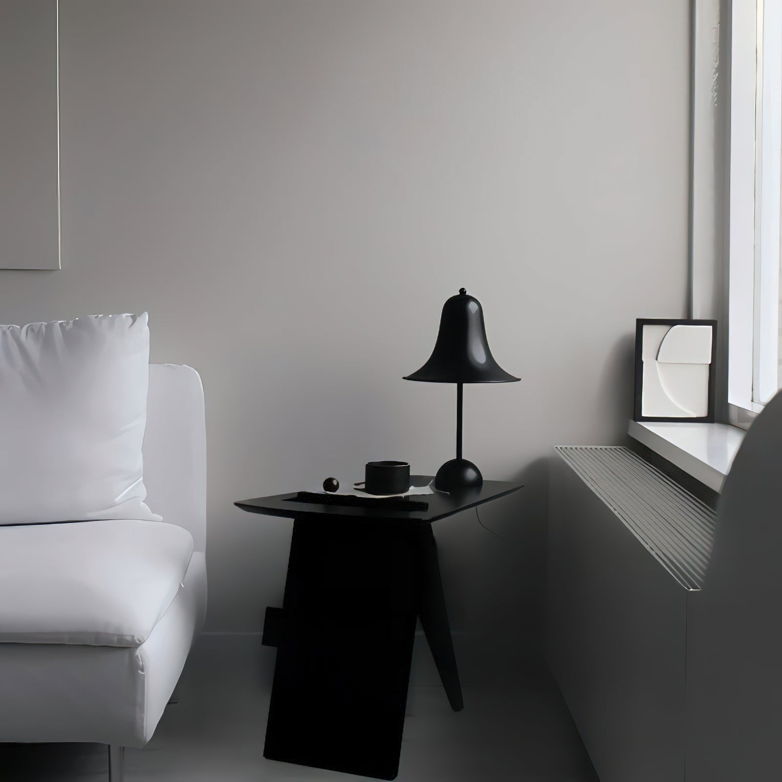 リングベルテーブルランプ