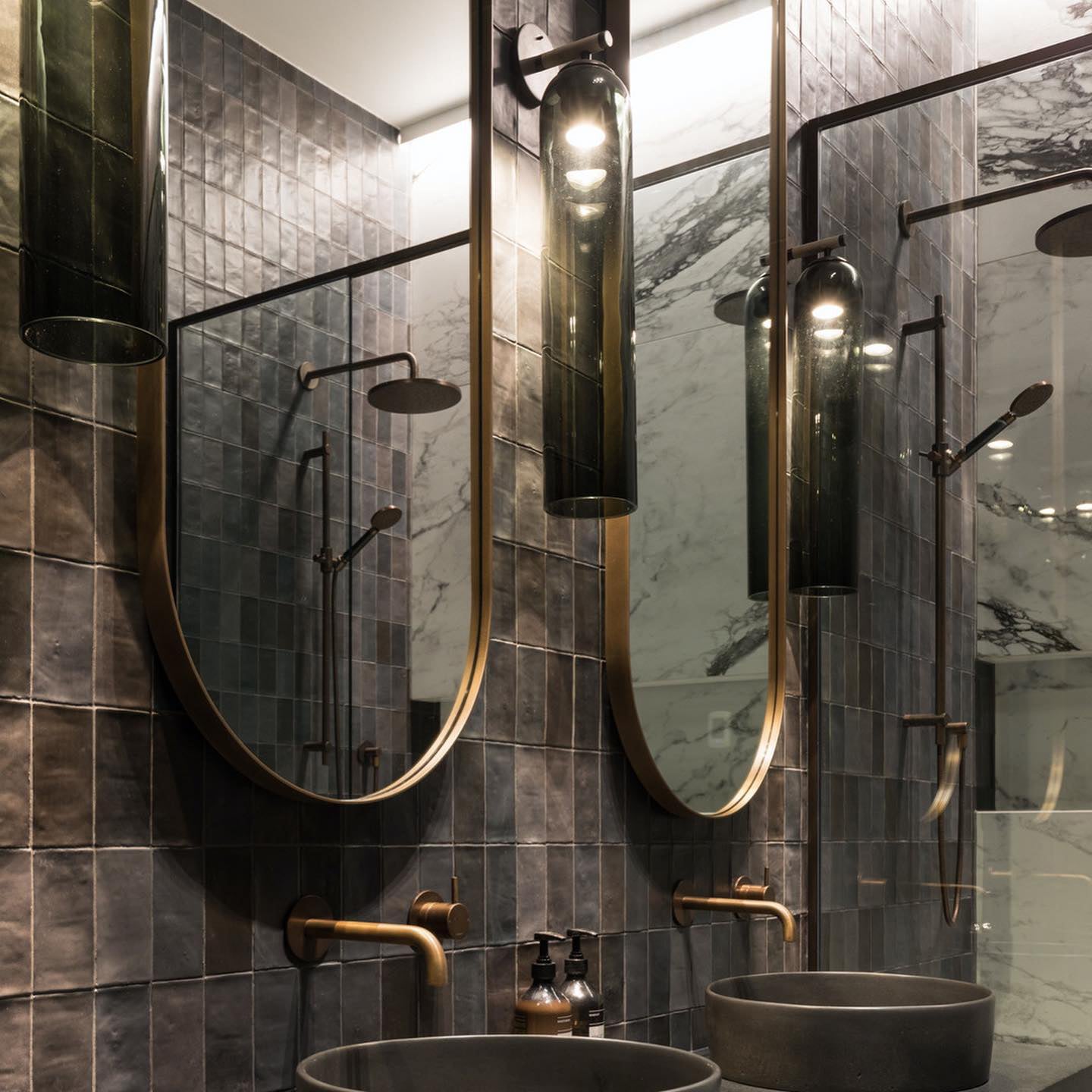 ロングチューブガラス燭台