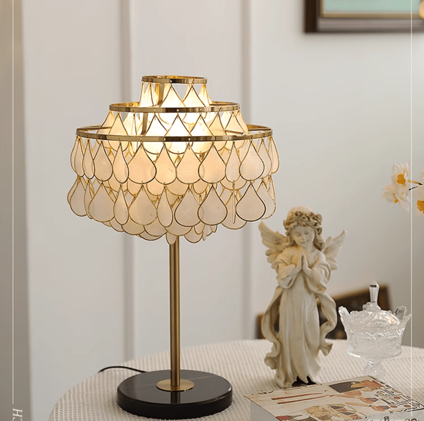Abbington Shell Table lamp