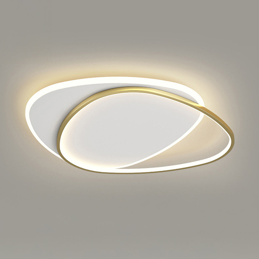 リビングルームに最適な、スタイリッシュで現代的な鉄製フラッシュLEDシーリングライト