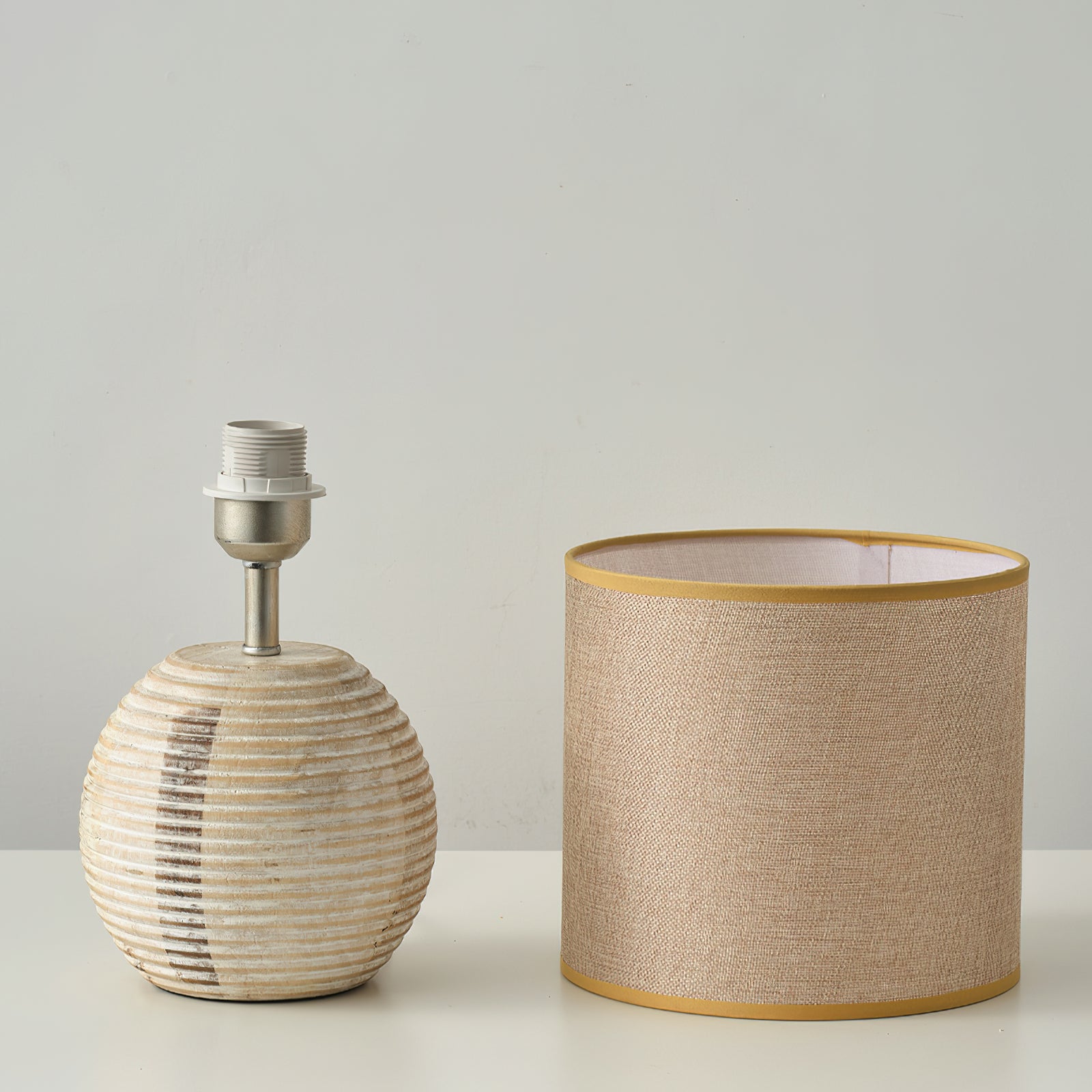 カーウィン テーブルランプ