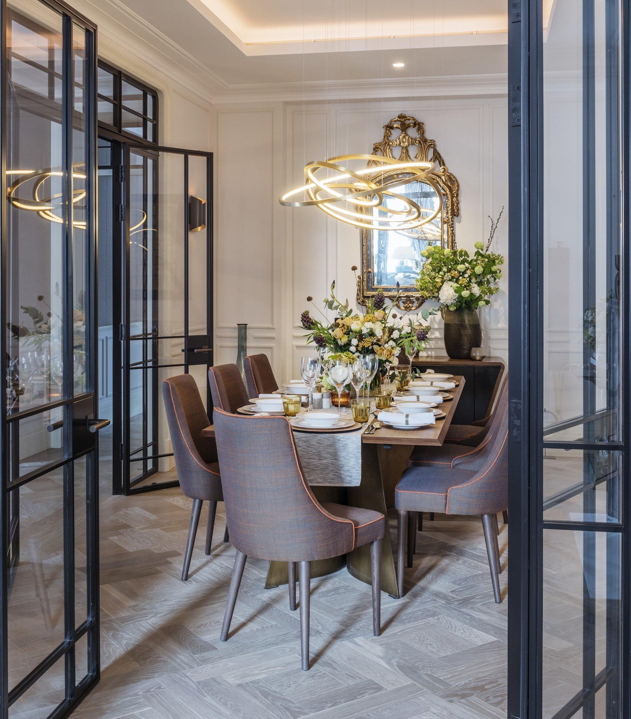 ロホヤのゴールドシャンデリア