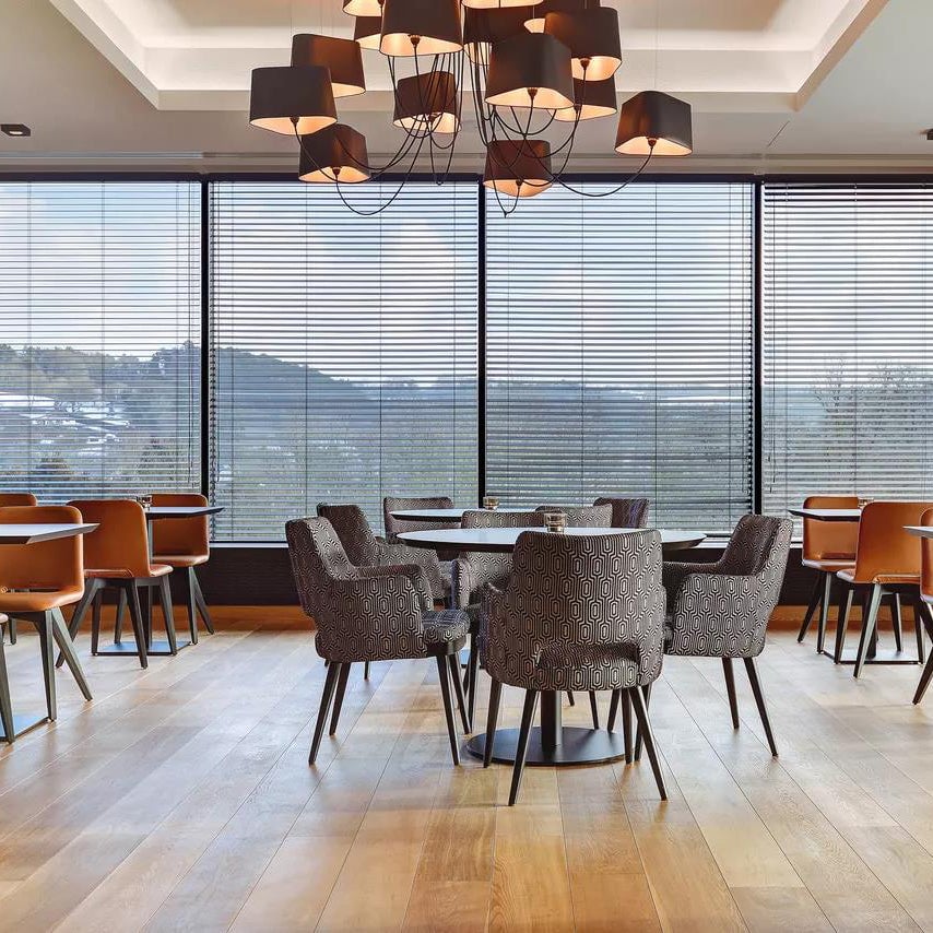 装飾要素シャンデリア