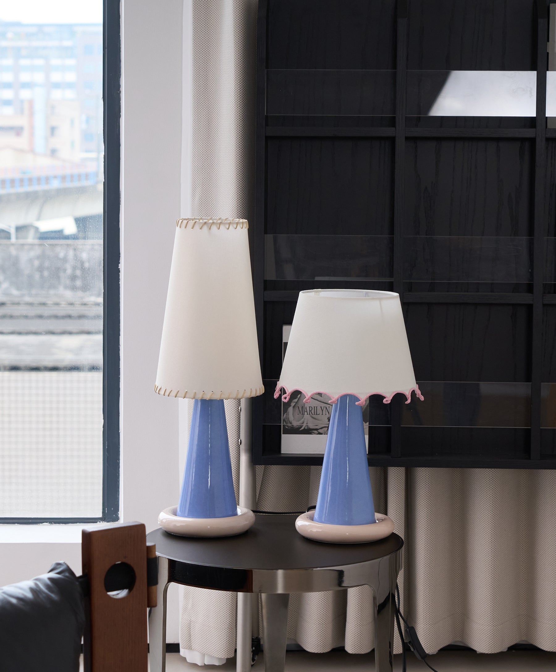 Ceramic Loop Table Light